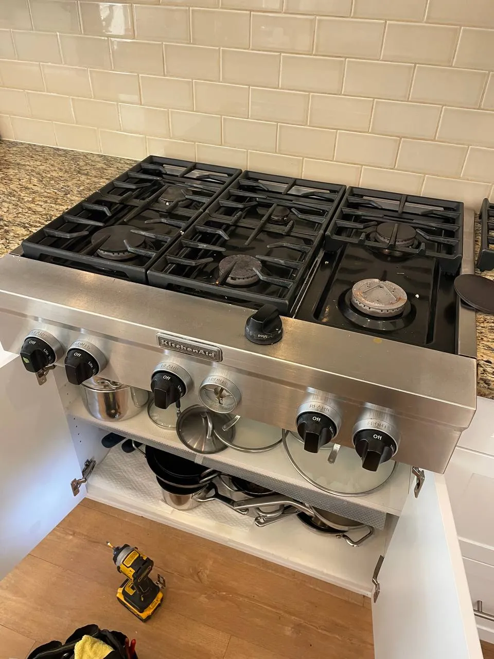 Gas range burner inspection in Los Angeles