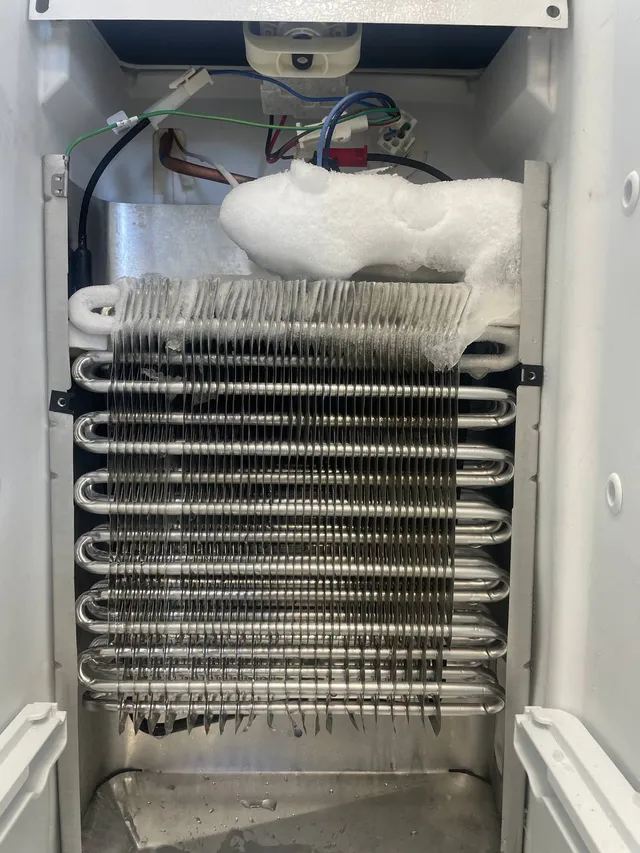 Refrigerator ice buildup on evaporator in Los Angeles